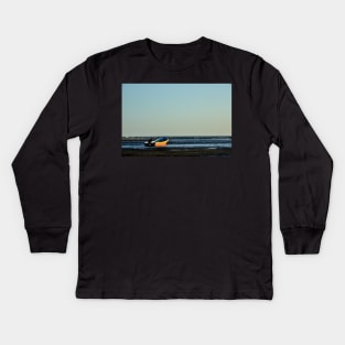 Nicaragua - coucher de soleil sur bateau de pêcheur Kids Long Sleeve T-Shirt